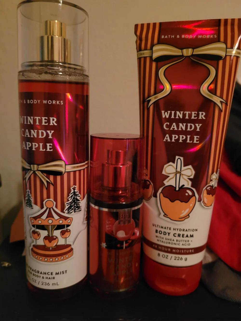 Bath & Body Works Winter Candy Apple Moisture & Mist Set - Red...New Never Used